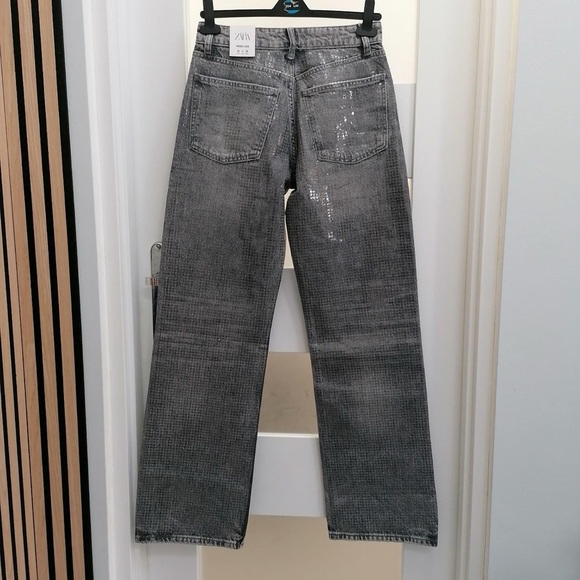 Size 4 | ZARA -RISE WIDE-LEG SEQUINED FOIL JEANS - Picture 2 of 13